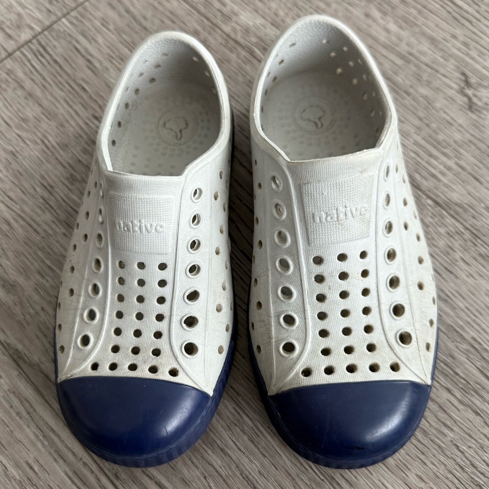 Native Kids Water Shoes size C10